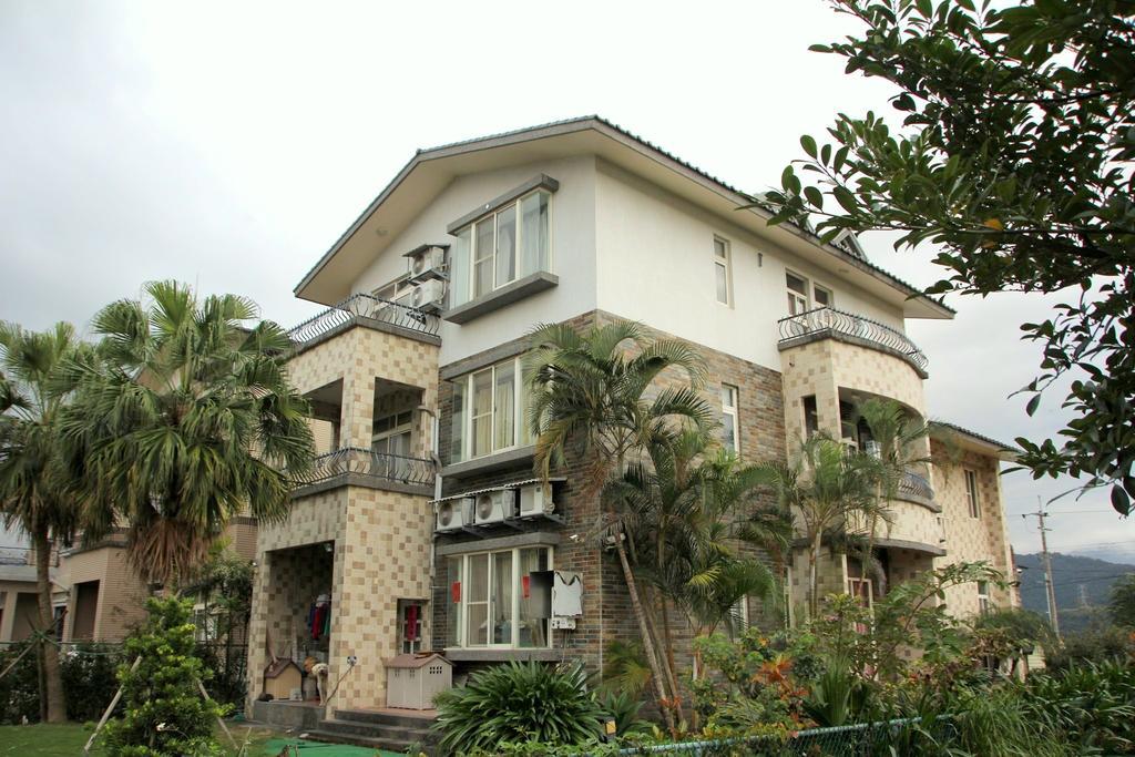 Suyen B&B Yilan Exterior foto